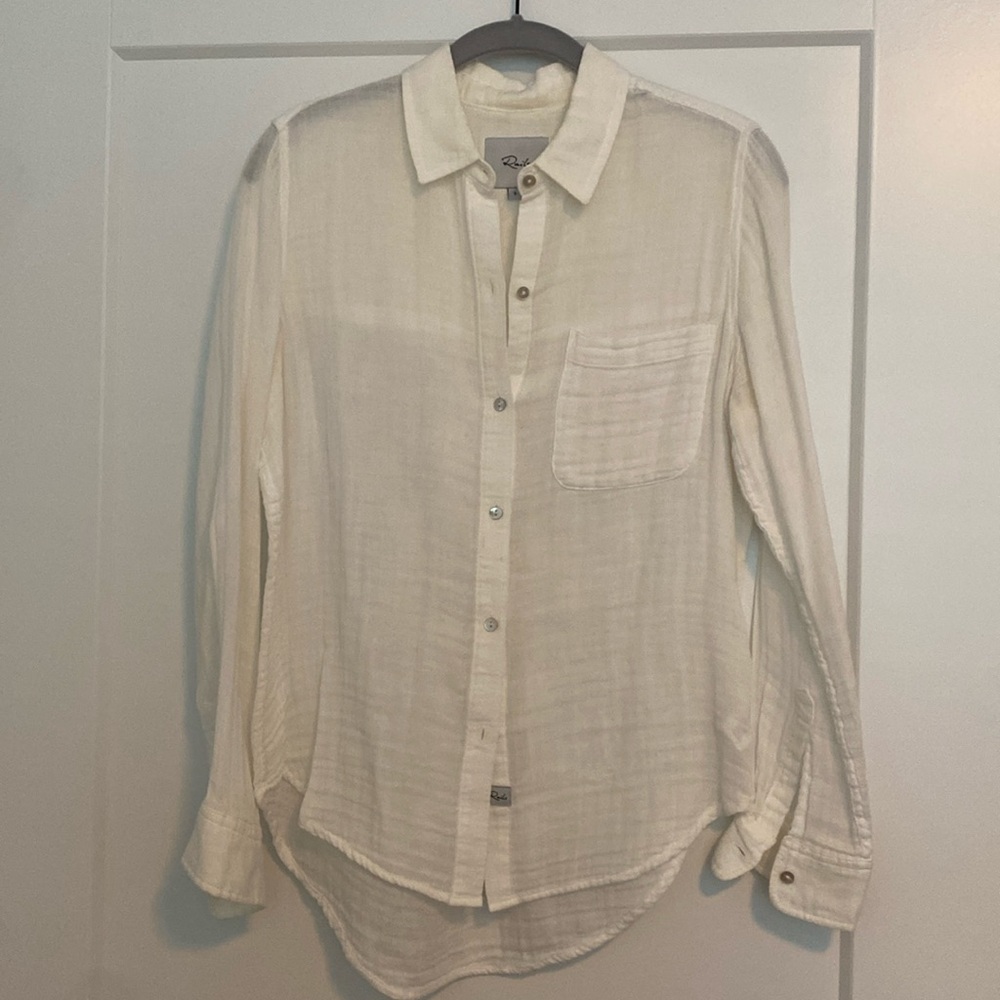 Rails Ellis white button up top